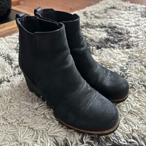 Sorel Joan of Arctic Lea Wedge Leather Ankle Boots Black